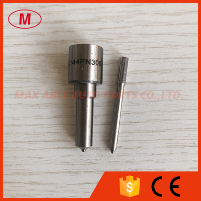 China fuel injector nozzle 105017-3090 DLLA144PN309 diesel nozzle supplier
